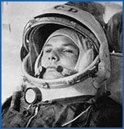 BEF1DDCC13C26EF6gagarin_0412.jpg